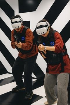 VR-VR体験中イメージ .jpg