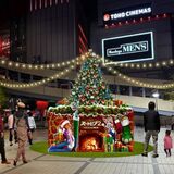 映画『ズートピア２』公開記念 大阪ズートピア化計画！ 阪急サン広場に『ズートピア２』で彩られたクリスマスツリーが登場！