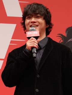 hyakuemu--染谷将太-1.JPG